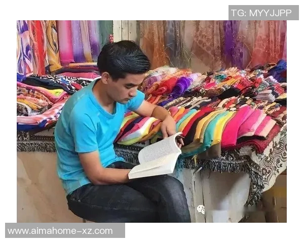 足球明星们的童真与幼稚行为背后的真实人生与情感探索 足球明星们的童真与幼稚行为背后的真实人生与情感探索